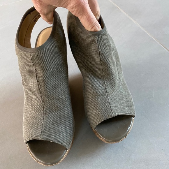 Stuart Weitzman